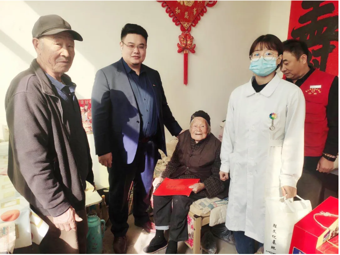 愛在重陽節(jié)，慰問暖人心